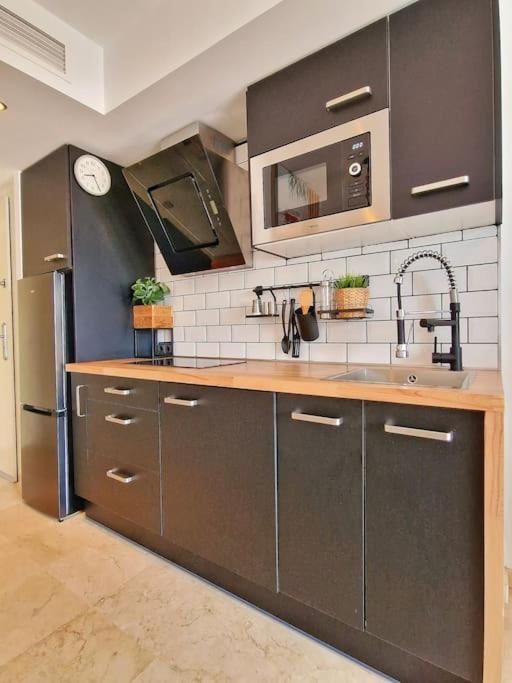 Acogedor Piso Con Terraza Y Parking! Apartment Benalmadena Exterior photo