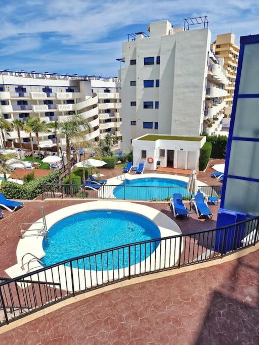 Acogedor Piso Con Terraza Y Parking! Apartment Benalmadena Exterior photo