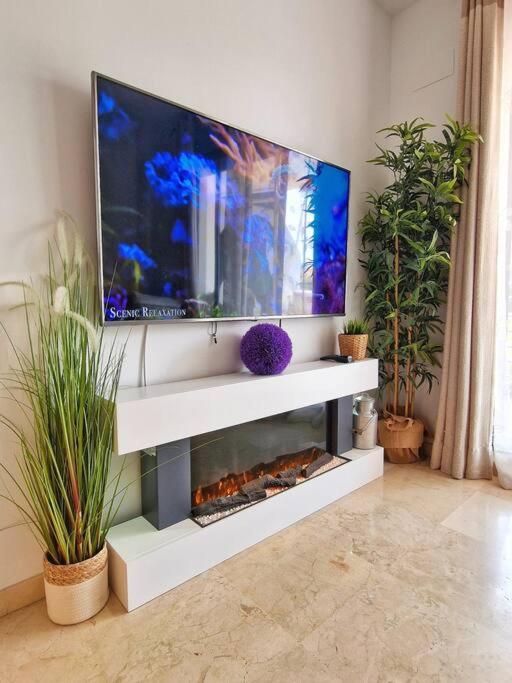 Acogedor Piso Con Terraza Y Parking! Apartment Benalmadena Exterior photo